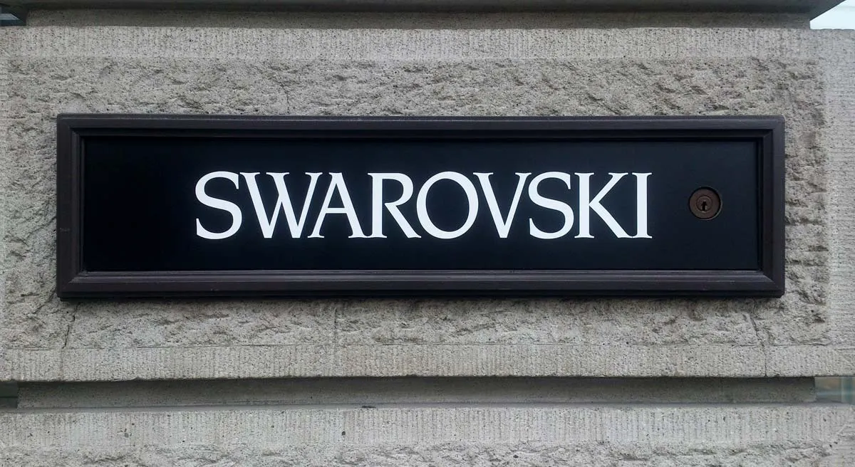 Swarovski: armbanden, ringen, horloges en zwanenhalskettingen - al 125 jaar