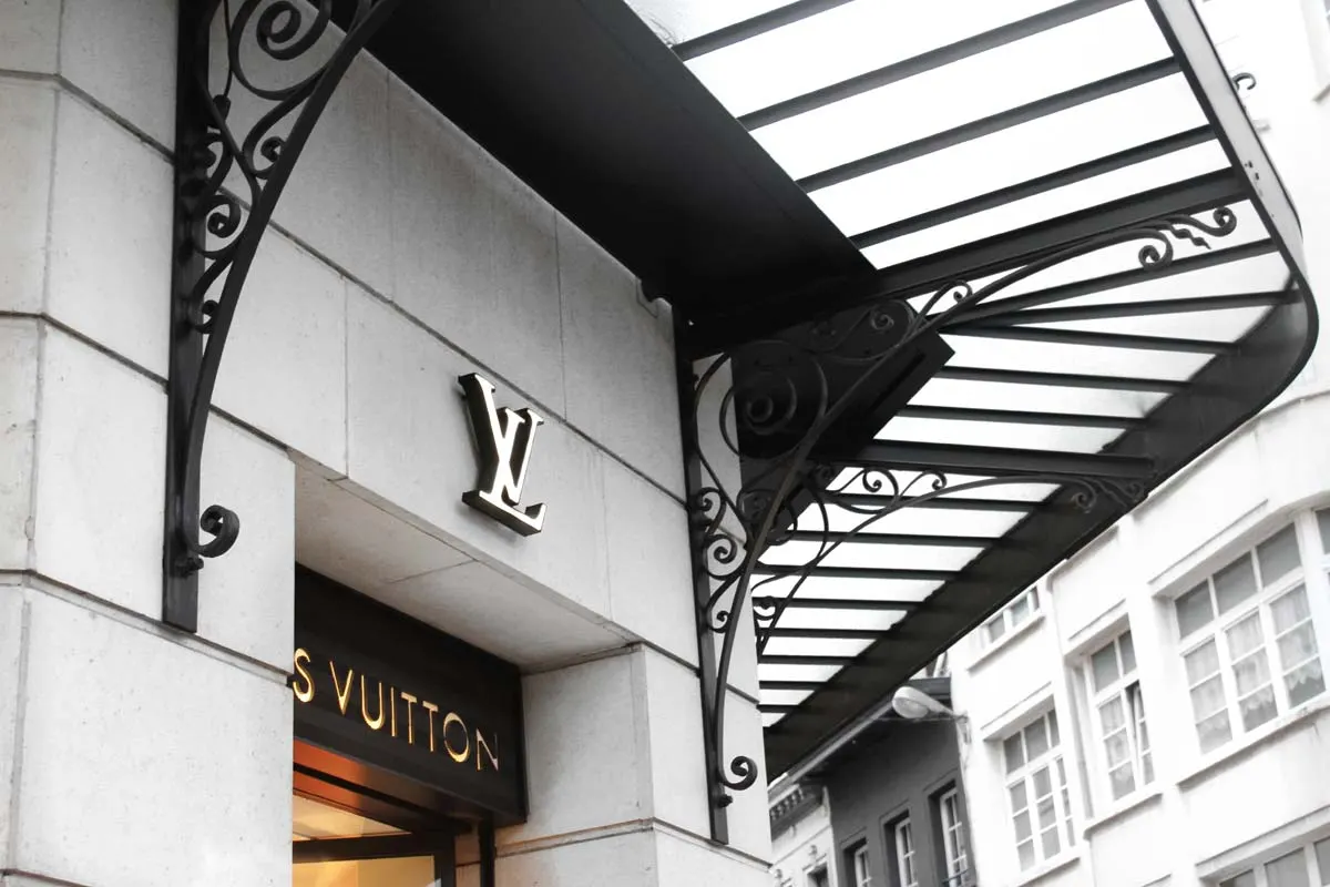 Louis Vuitton Sandwich Bag: LV x Pharrell Williams - ontwerp, prijs, investeren?