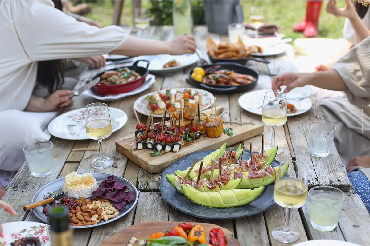 De gezellige barbecue-avond: eenvoudige en snelle recepten & tips voor muziek, entertainment en co.