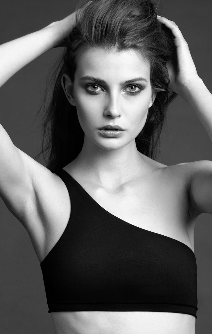 Het ontwerpersduo van AIKYOU, Berlijn - Finest Lingerie interview-girl-aikyou-design-label-lingerie (1)